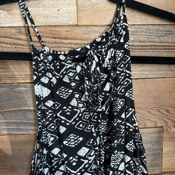 Urban Outfitters halter dress - Picture 6 of 8